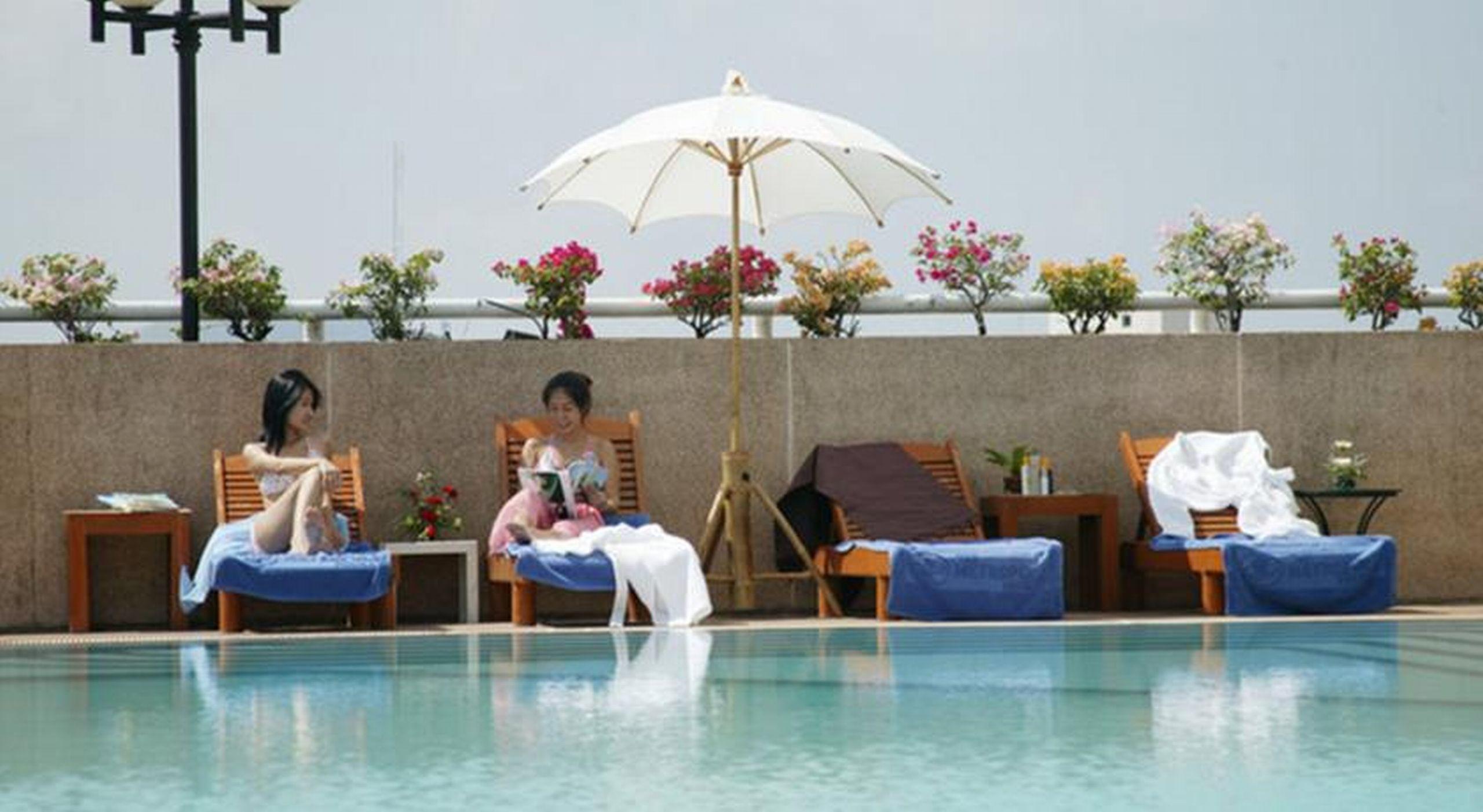 Courtyard By Marriott Phuket Town 호텔 외부 사진