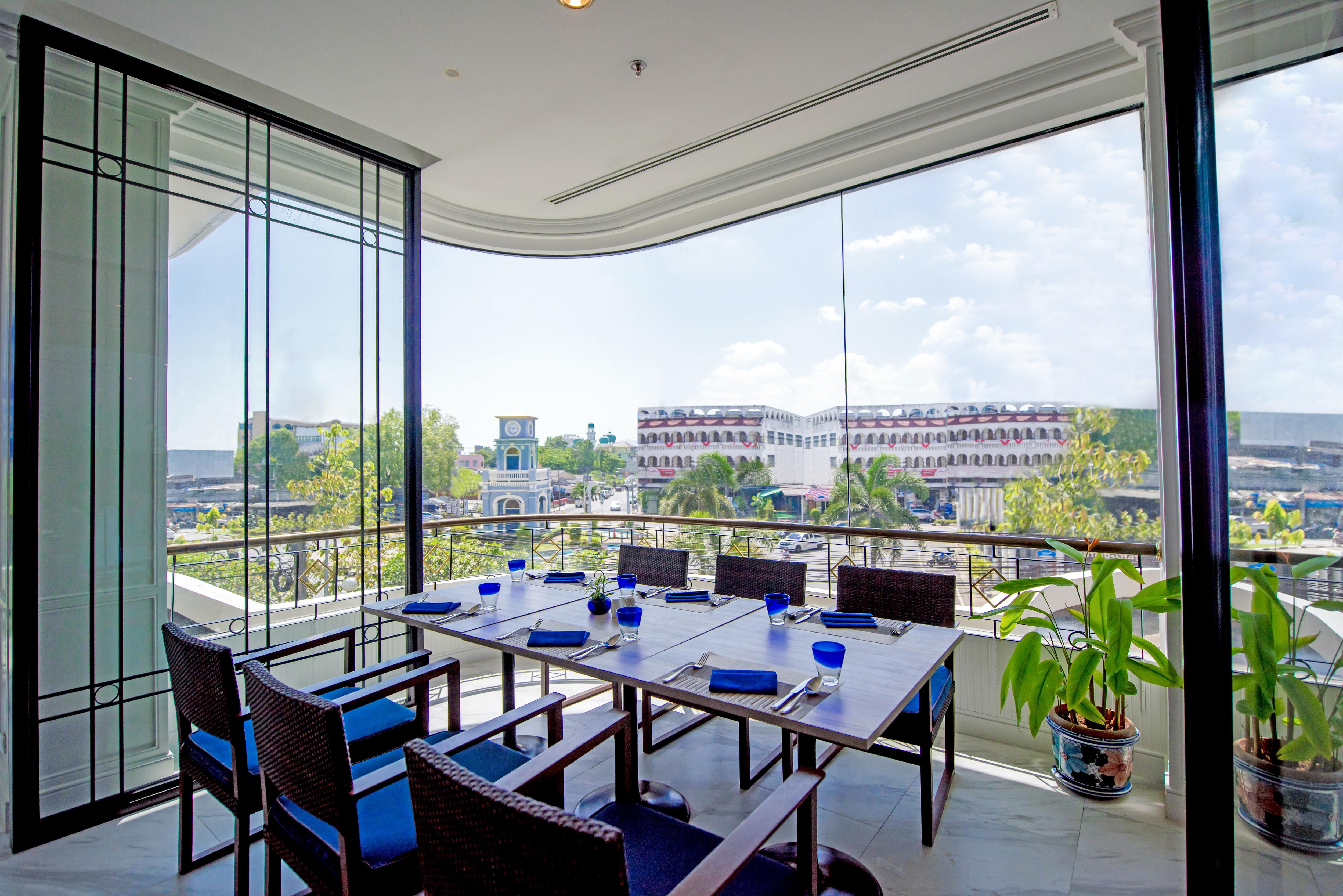 Courtyard By Marriott Phuket Town 호텔 외부 사진