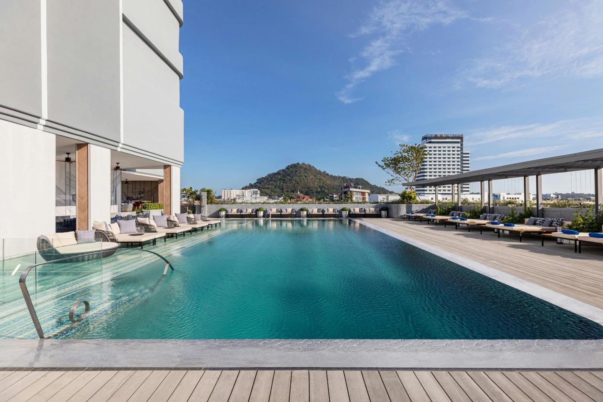Courtyard By Marriott Phuket Town 호텔 외부 사진