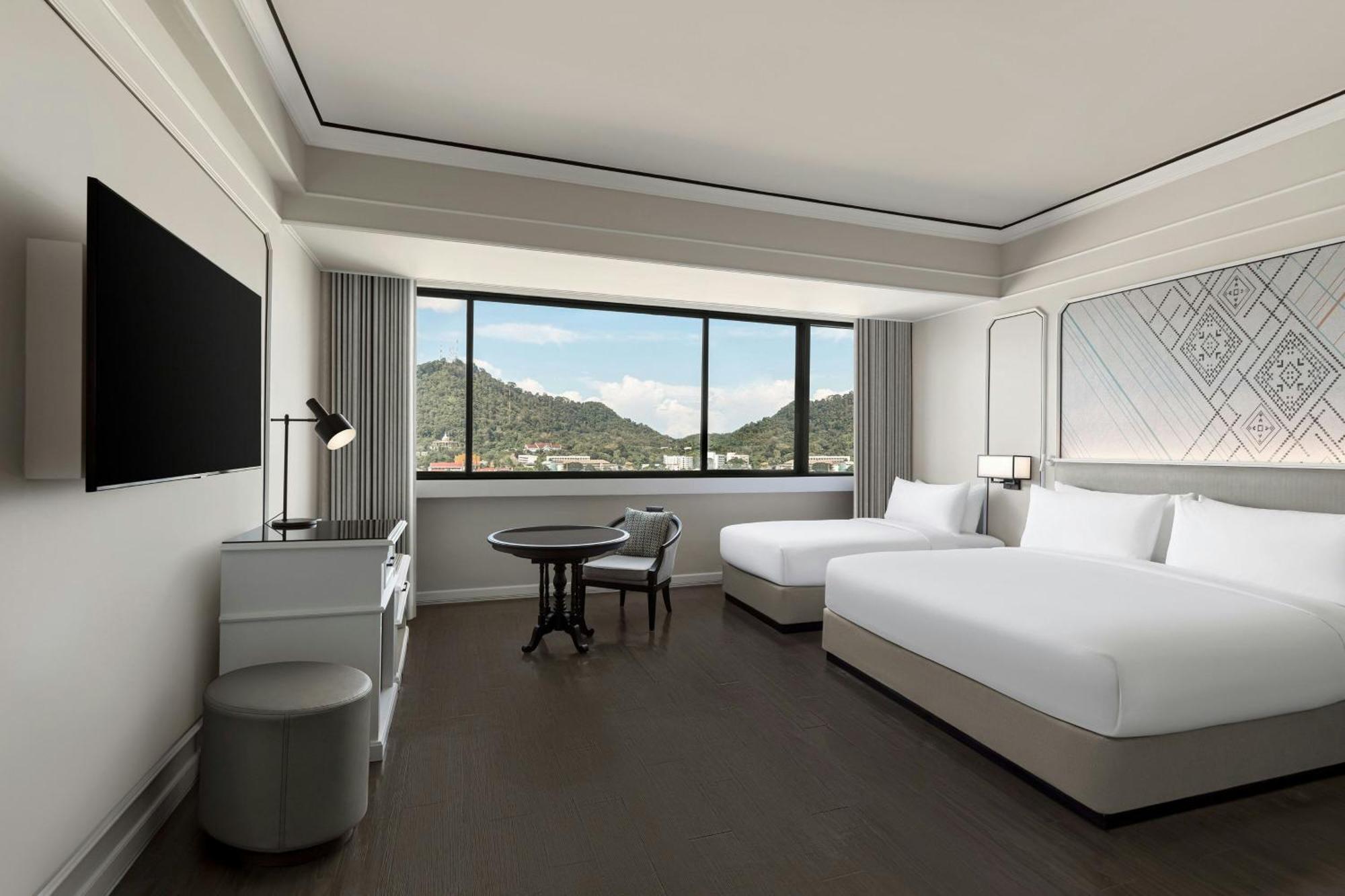 Courtyard By Marriott Phuket Town 호텔 외부 사진