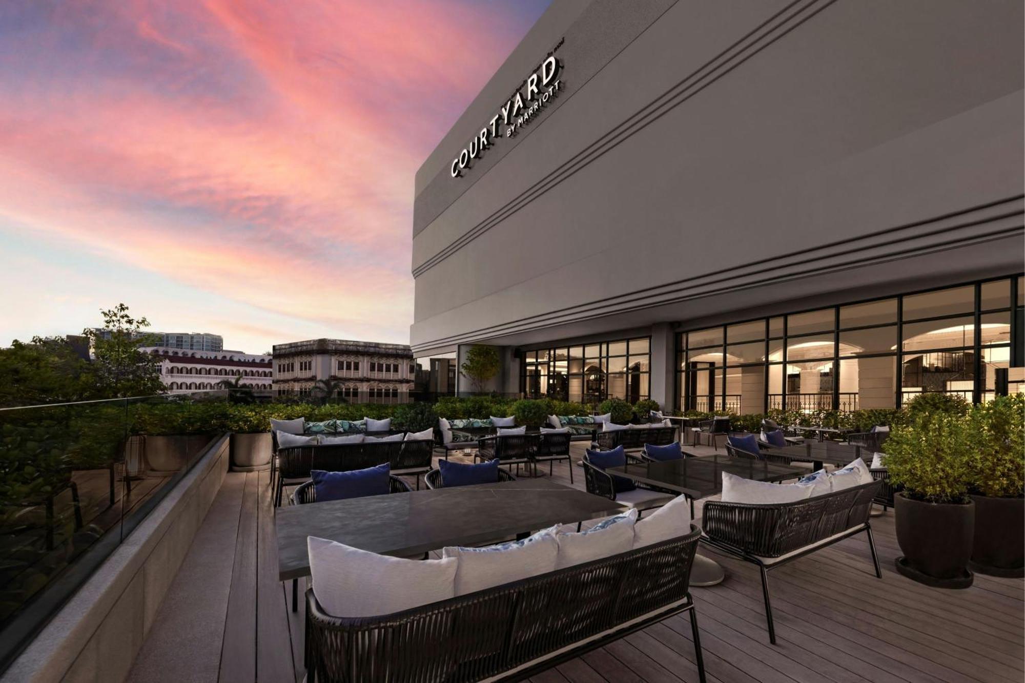 Courtyard By Marriott Phuket Town 호텔 외부 사진